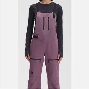 The North Face // Ceptor Bib in Pikes Purple NWT